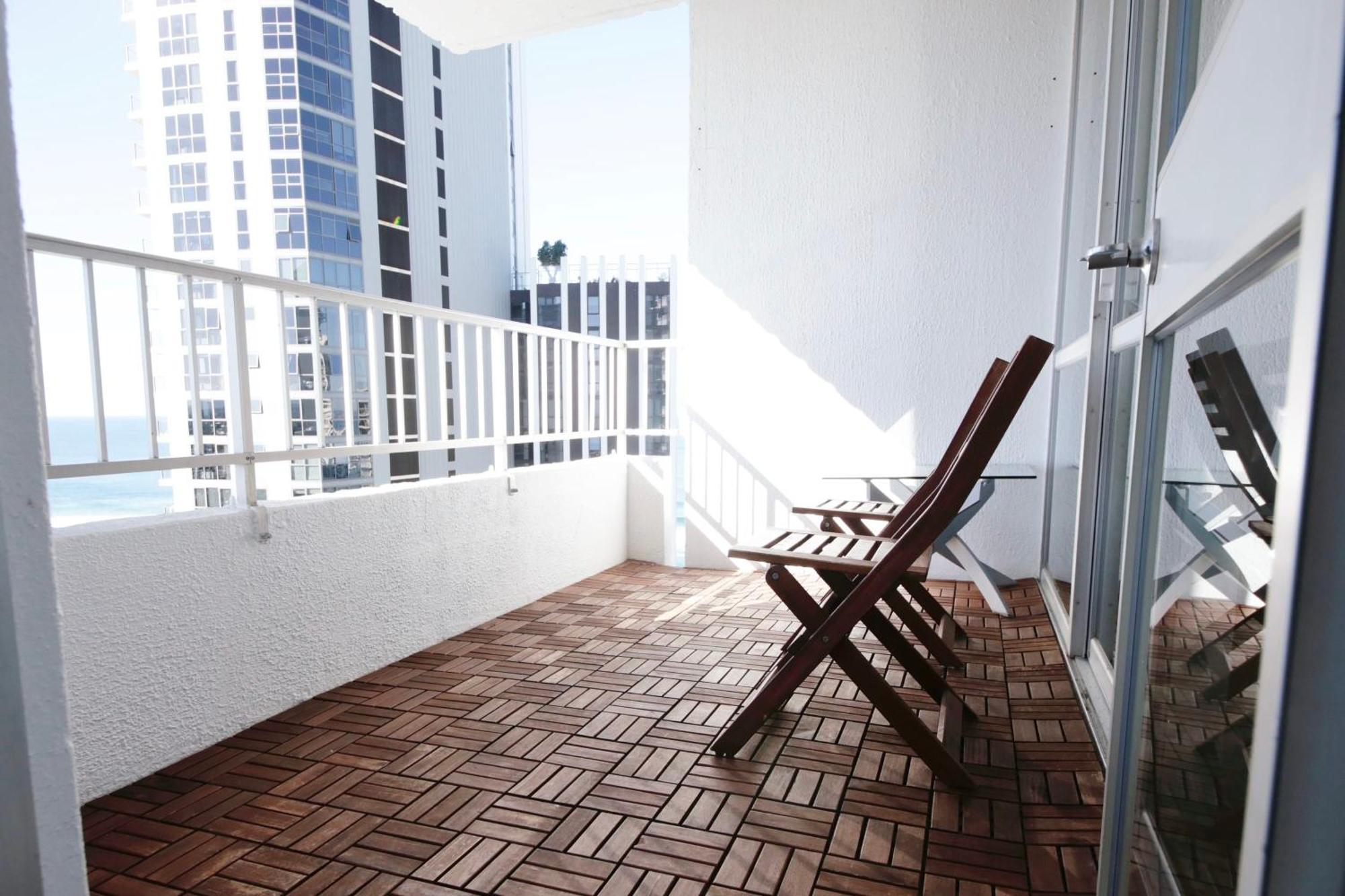 Apartment High Level Spacious Ocean View At Surfers