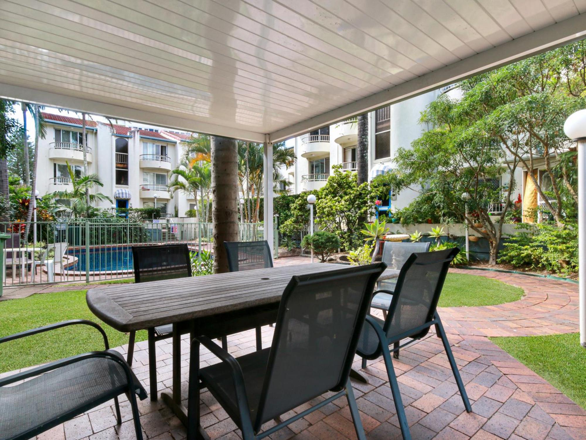 Apartment Superb 1 Bedroom Near The Gold Coast