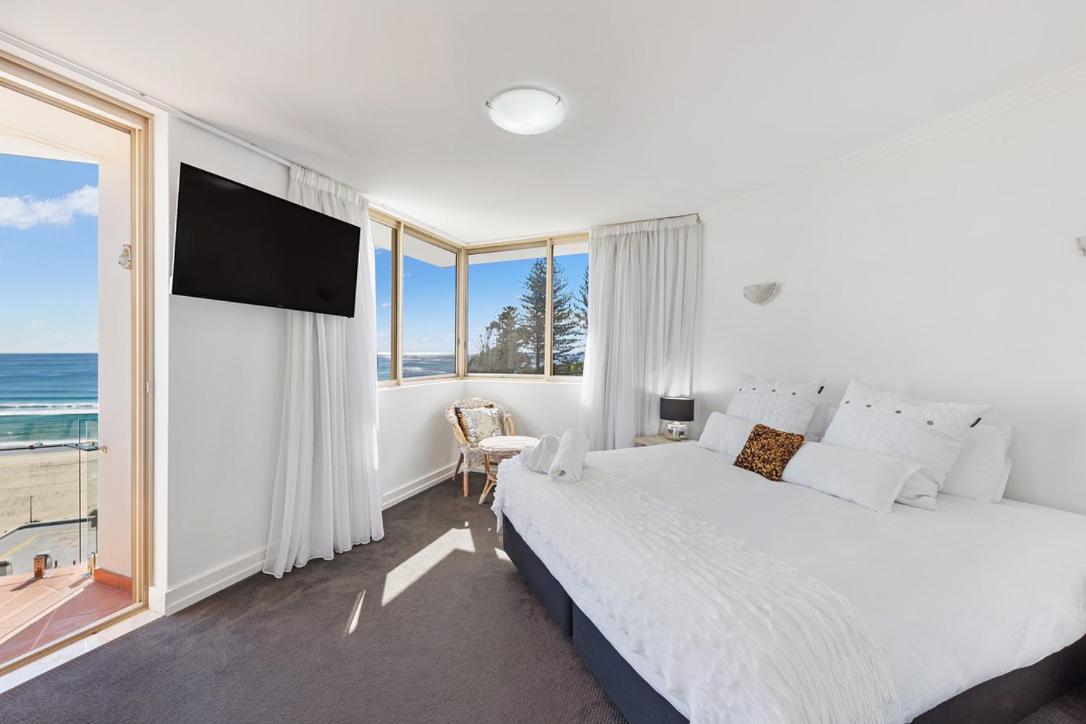 2 Bedroom Penthouse Kirra Point No.19 Apartment