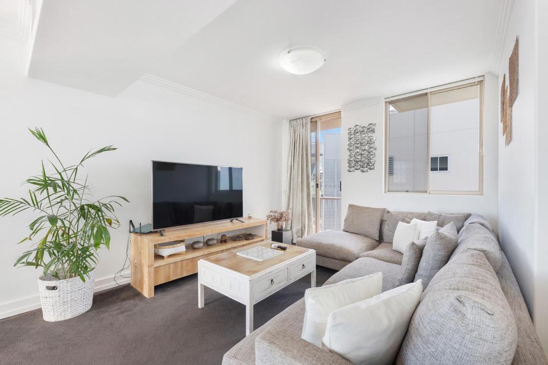 Apartment 2 Bedroom Penthouse Kirra Point No.19 Gold Coast