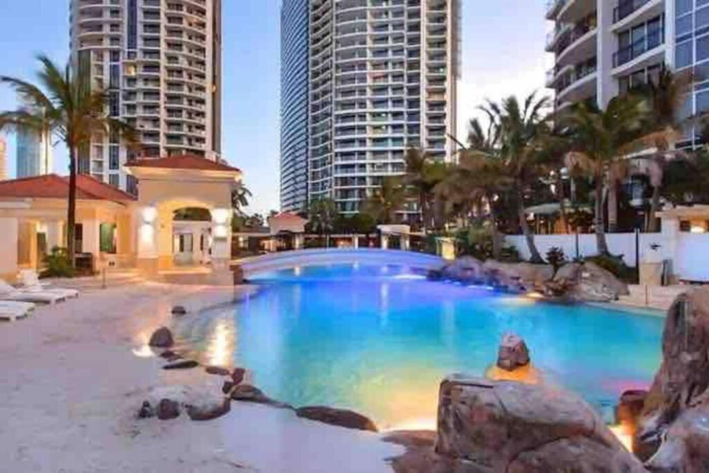 Coastal Charm At Chevron Towers * Gold Coast