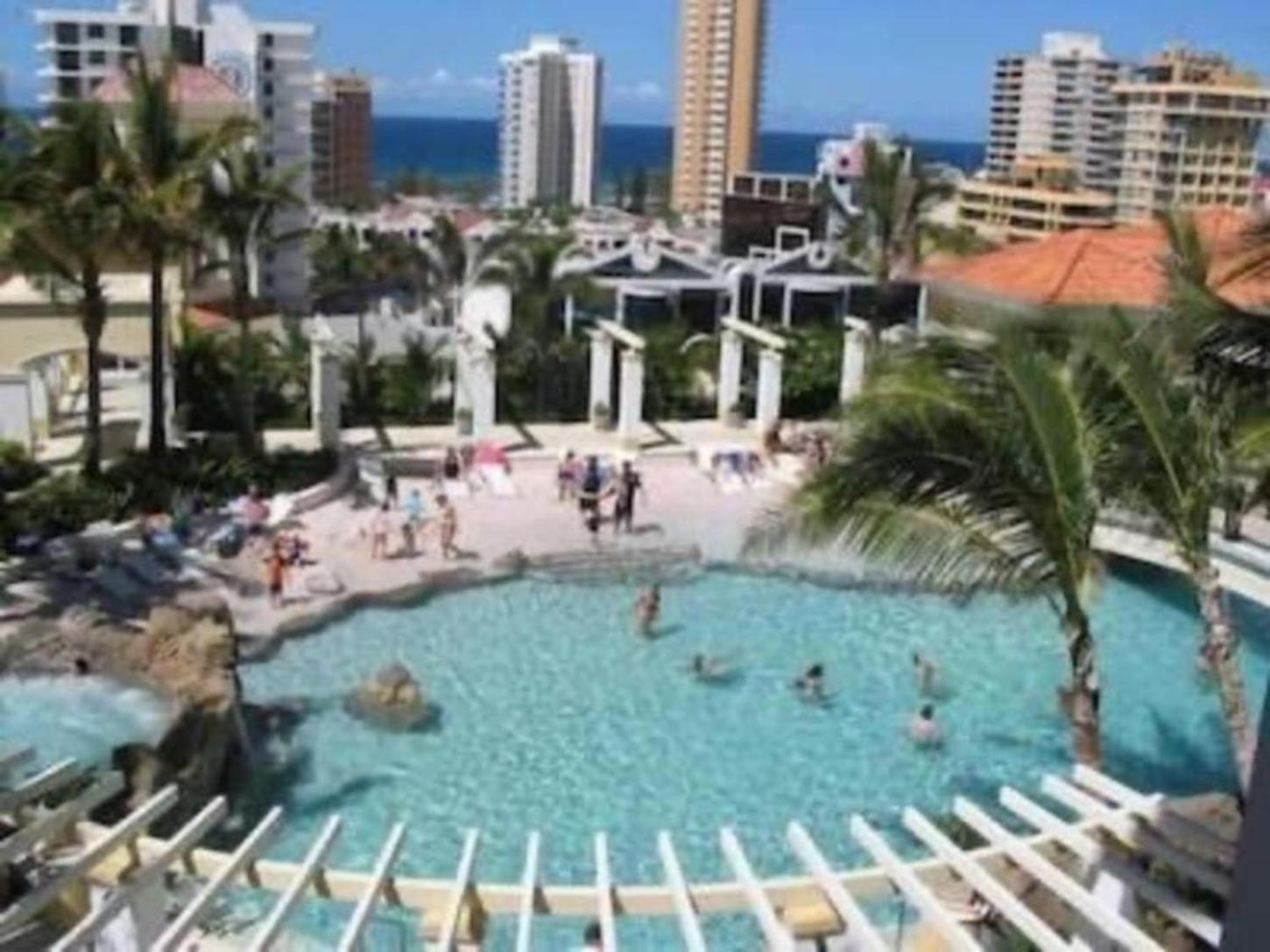 Apartment Coastal Charm At Chevron Towers