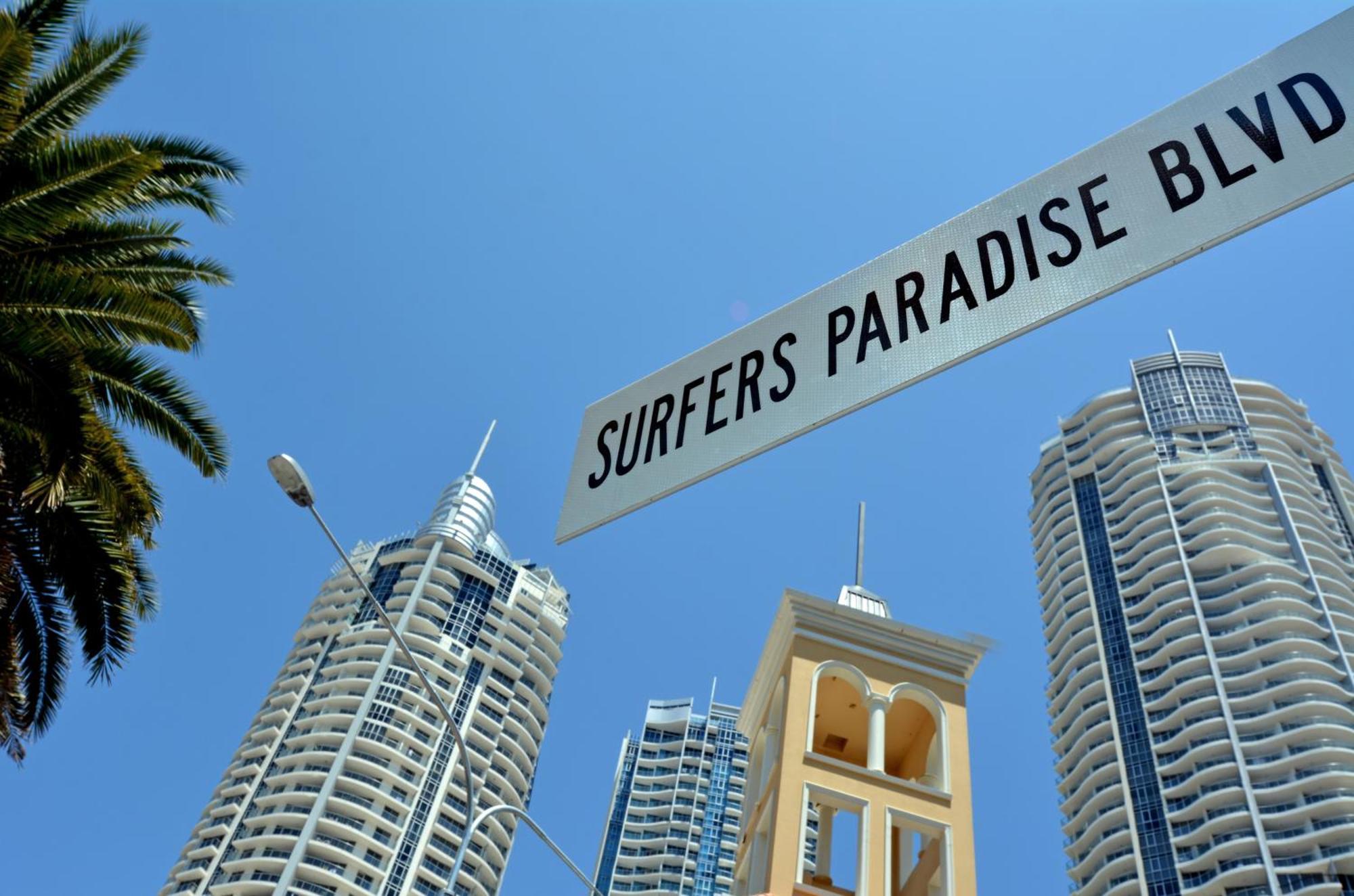 Apartment Coastal Charm At Chevron Towers *