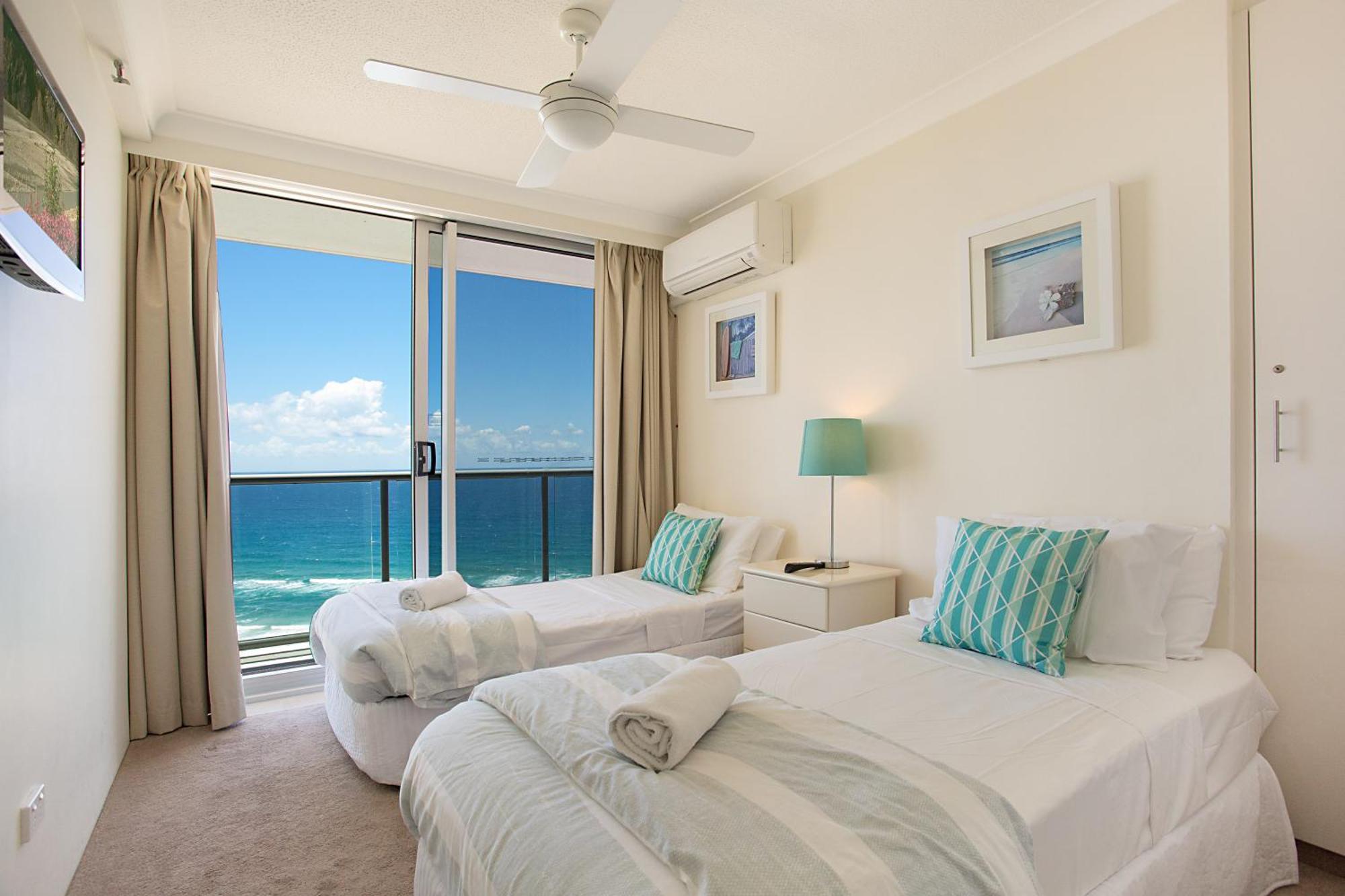 Peninsula Managed By Gchs Apartment