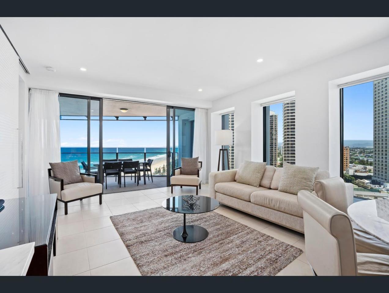 Apartment Soul Surfers Paradise: Oceanview Oasis *