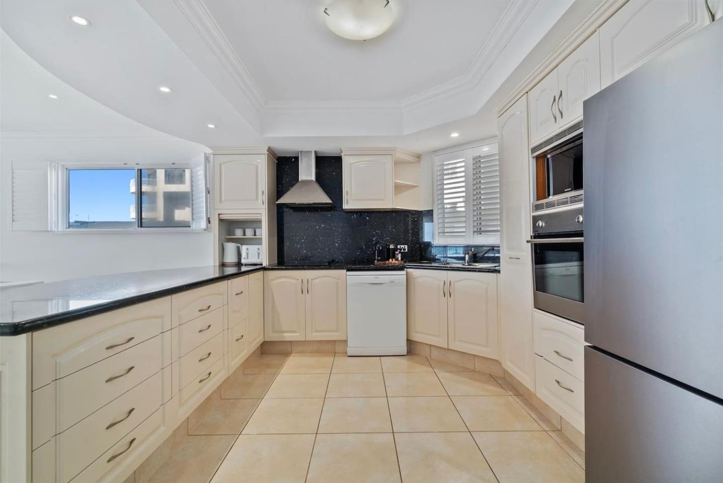 Paros On The - Absolute Waterfront Living * Gold Coast