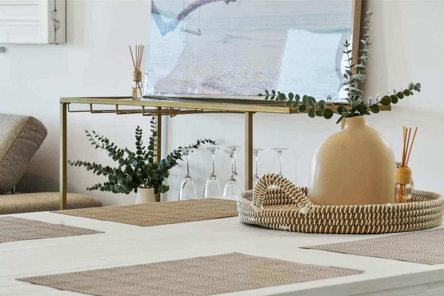 Paros On The - Absolute Waterfront Living Apartment