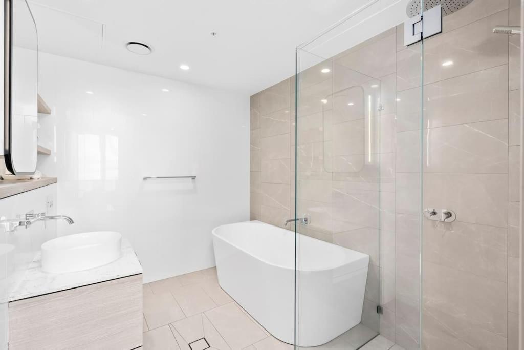 Apartment Ocean View 3bed In Surfers