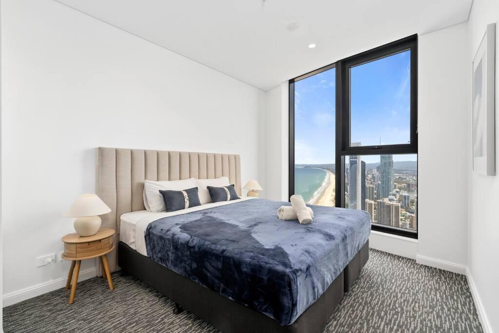 Ocean View 3bed In Surfers Apartment Gold Coast