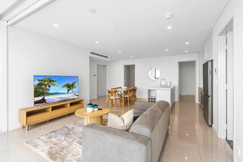 Apartment Ocean View 3bed In Surfers