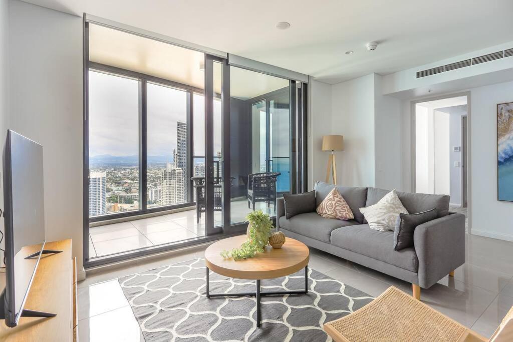Absolute Oceanview Beachfront 2br *