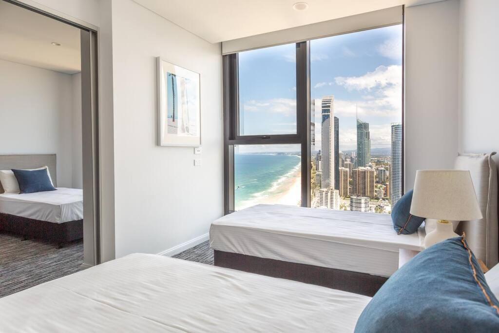 Absolute Oceanview Beachfront 2br Apartment