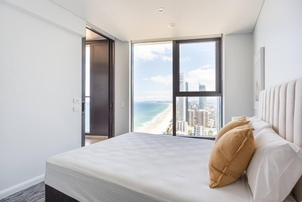 Absolute Oceanview Beachfront 2br Apartment *