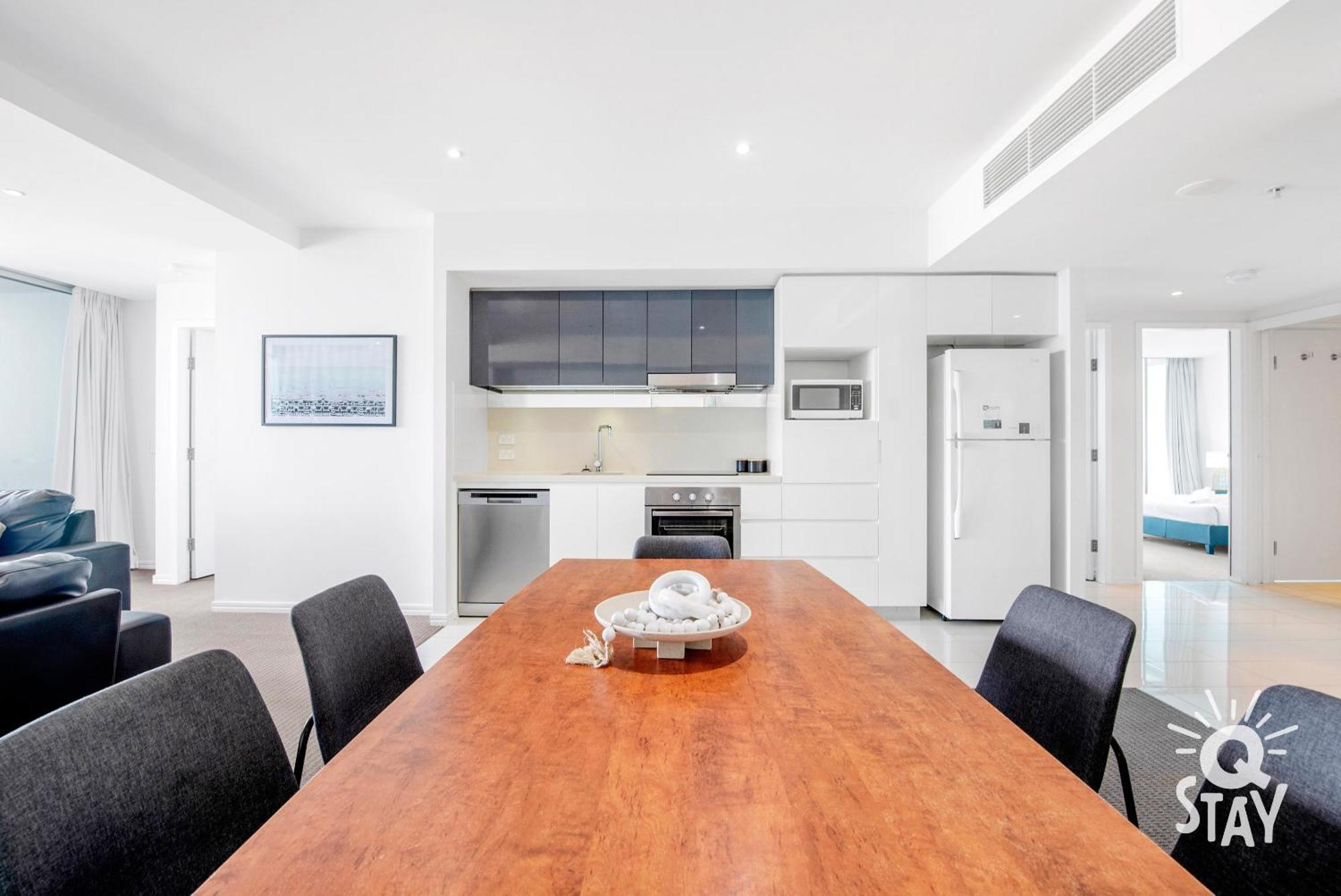 3 Bedroom Ocean Views On Level 29 At The H'residences - Q Apartment *