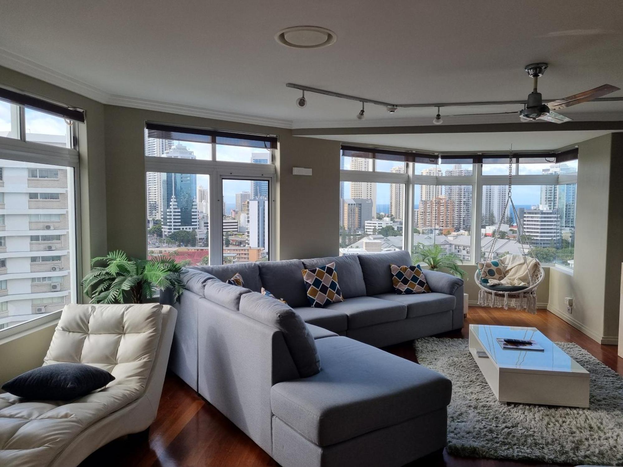 Apartment Superior Penthouse In Surfers Paradise On The Gold Coast