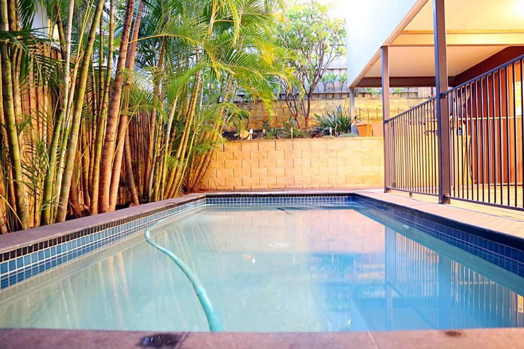 The Palm In Heart Of Surfers Paradise Holiday home