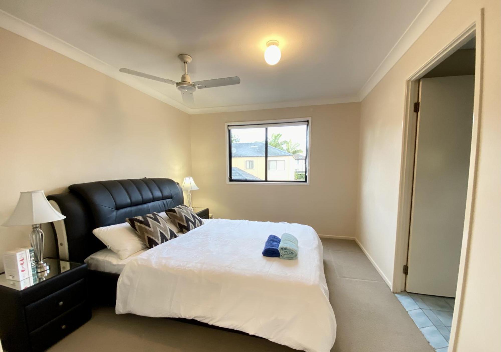Homestay Cosy In Southport, Short Walk To Tram Stop *
