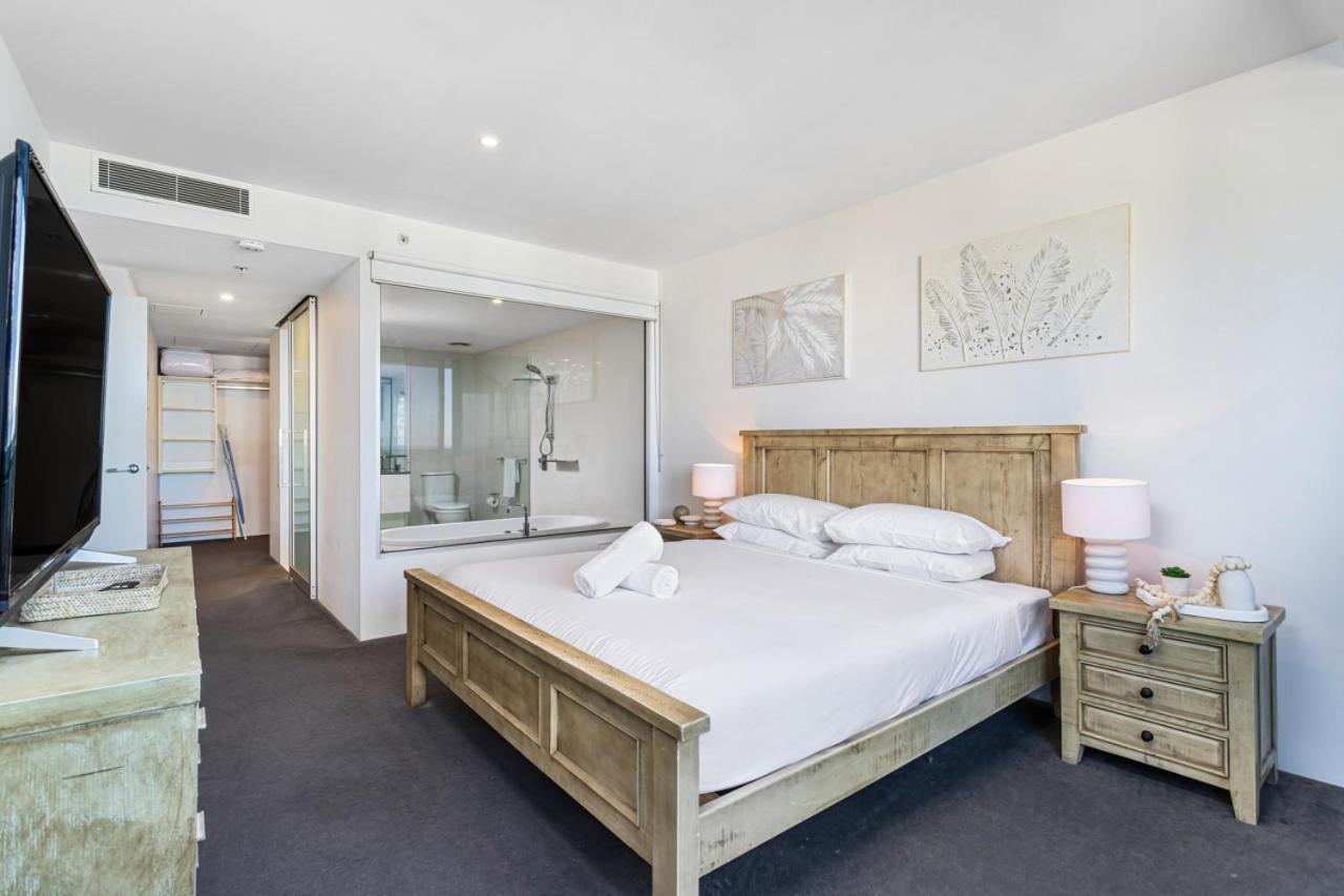 Apartment Coastal Skyline Luxury Gold Coast
