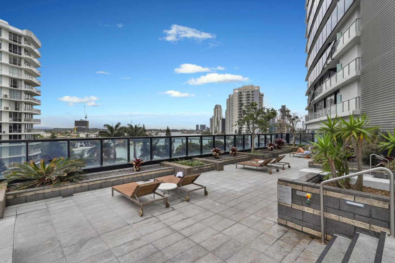 Apartment Coastal Skyline Luxury