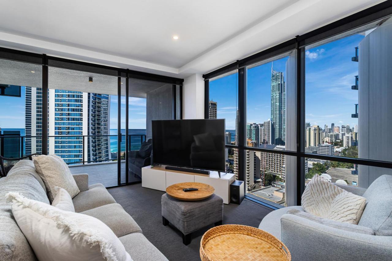 Coastal Skyline Luxury Apartment *