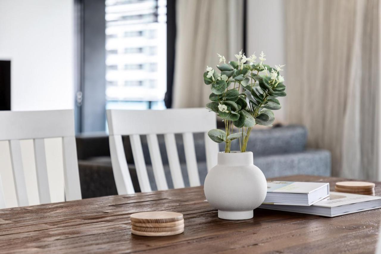 Luxury Living At The Oracle Gold Coast