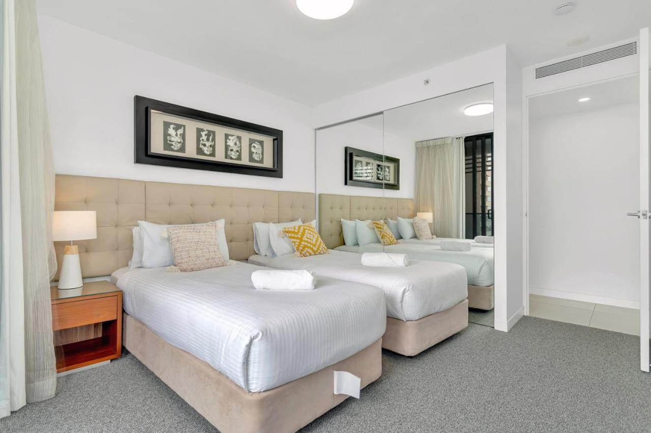 Luxury Living At The Oracle Apartment