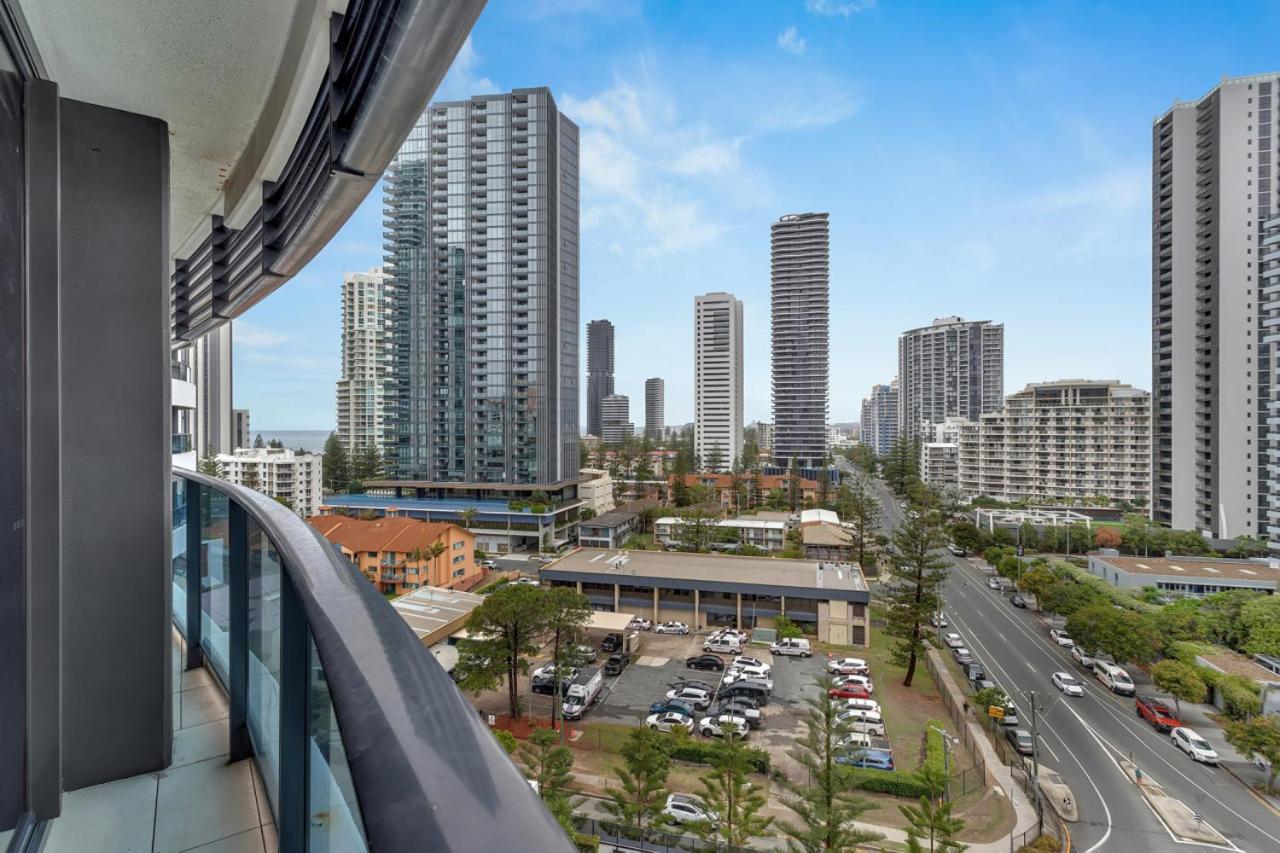 Luxury Living At The Oracle Apartment