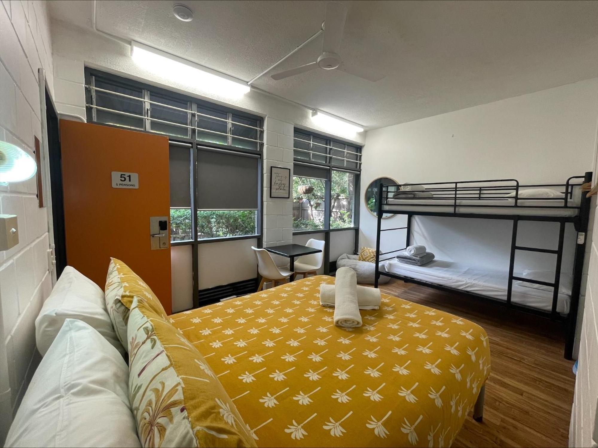 Hostel Yha Coolangatta Gold Coast