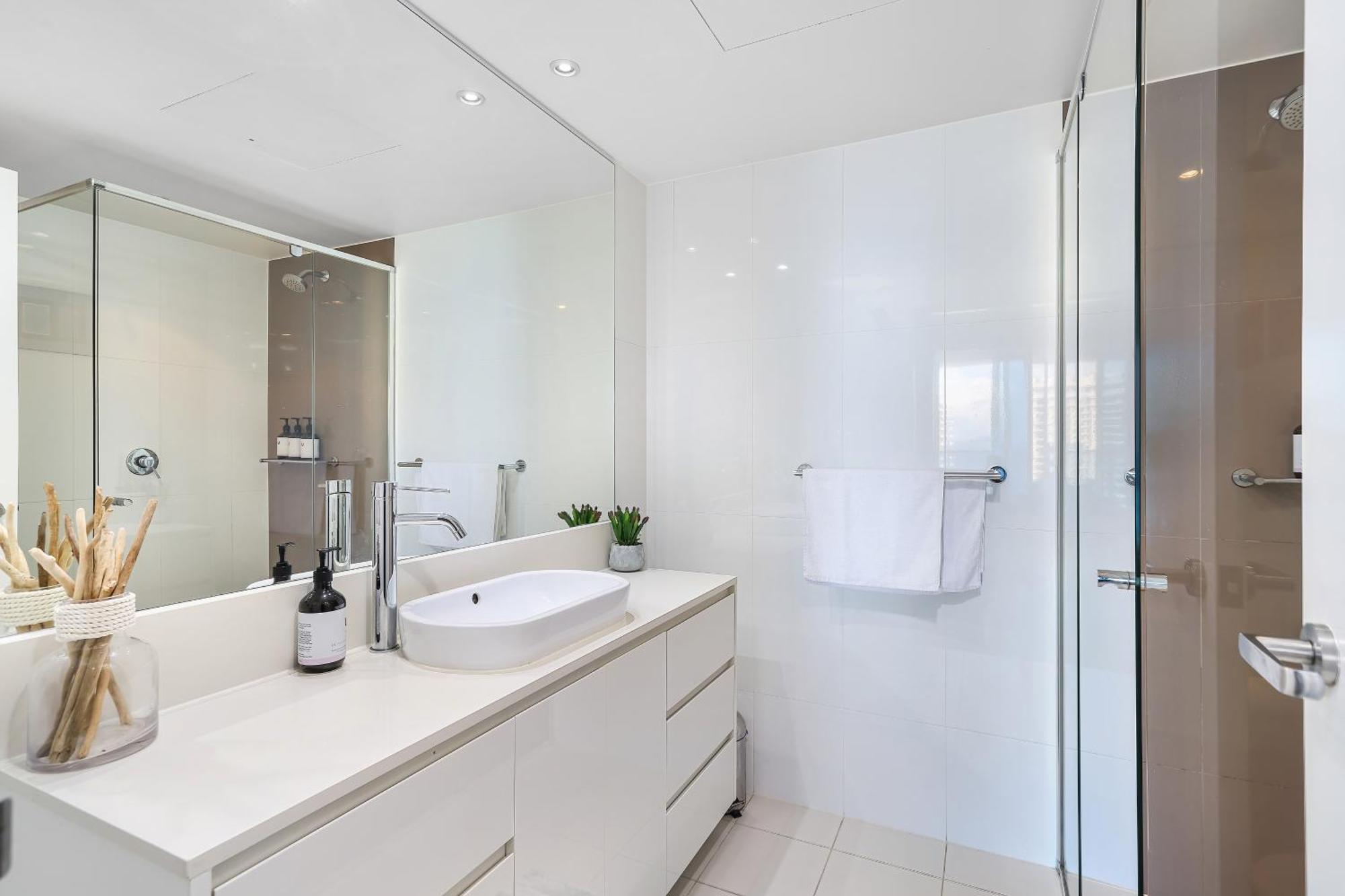 Paradise Living At Hilton With Stunning Ocean View * Gold Coast