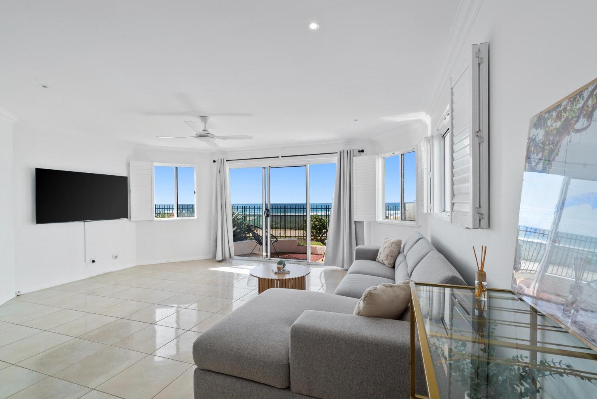 Apartment Paros On The - Absolute Waterfront Living