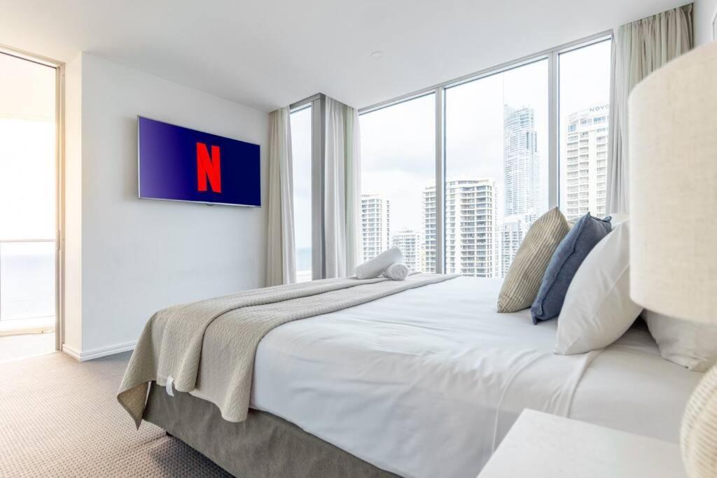 Apartment Panoramic Views At Orchid Avenue Gold Coast