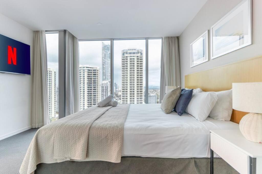 Panoramic Views At Orchid Avenue *