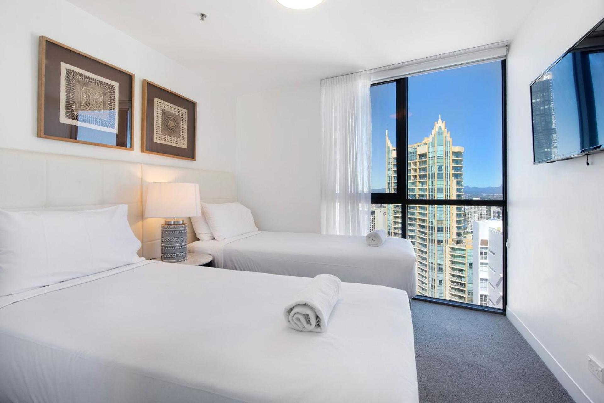Rhapsody Stunning Ocean Views - Coasthm Apartment *