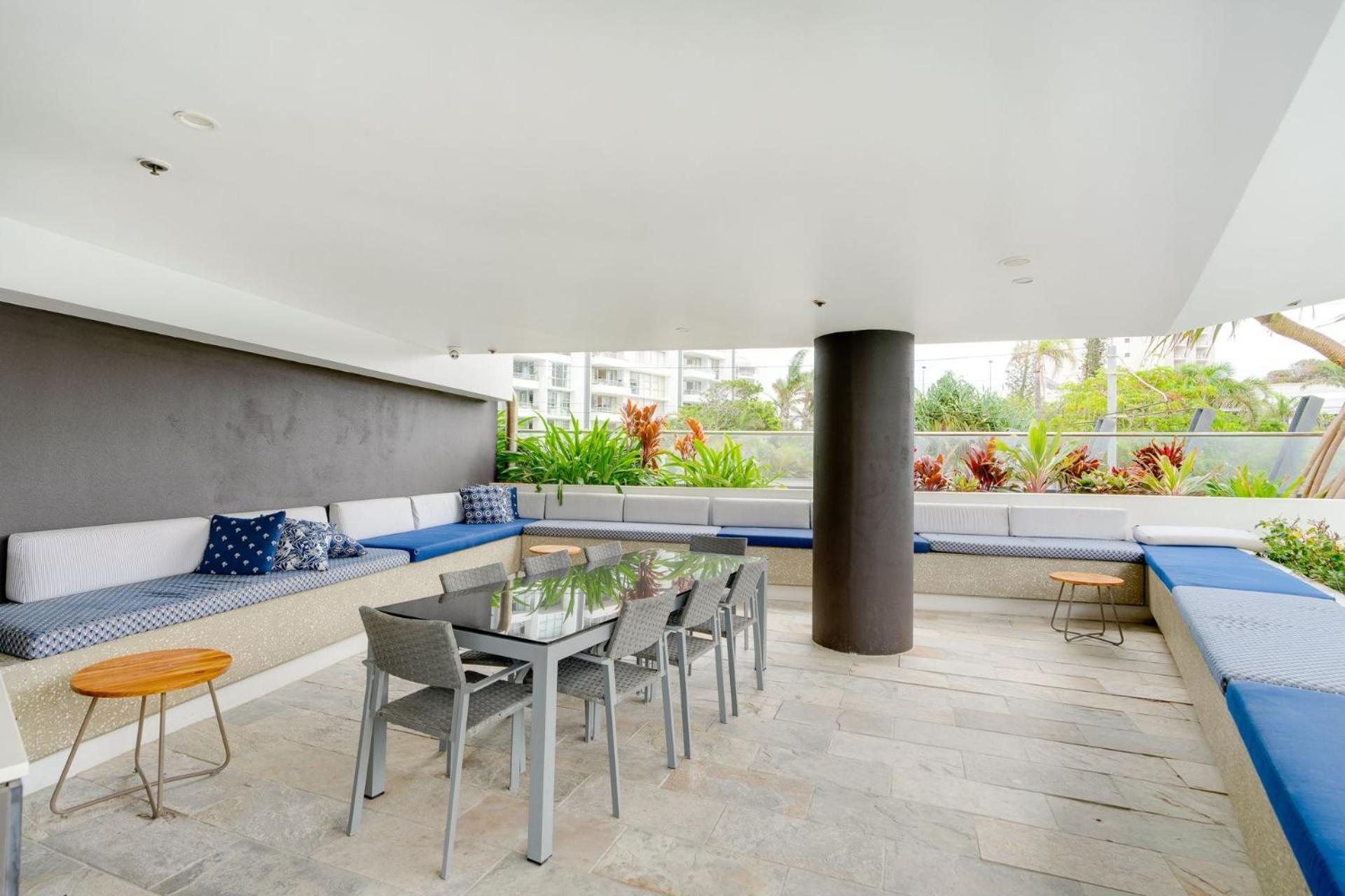 Apartment Rhapsody Stunning Ocean Views - Coasthm *