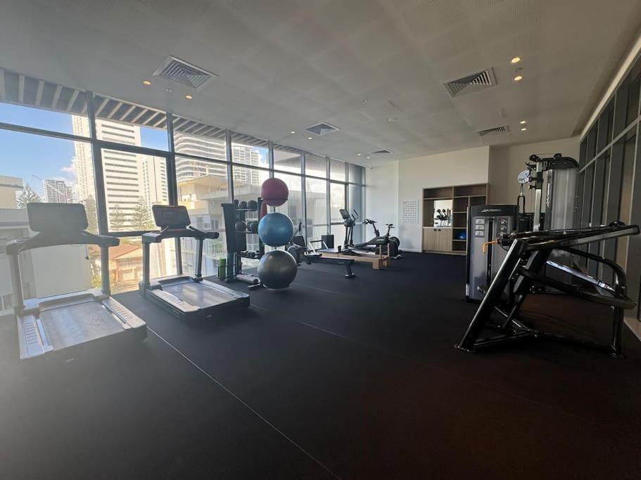 Broadbeach Luxury Seaview 2br * Gold Coast