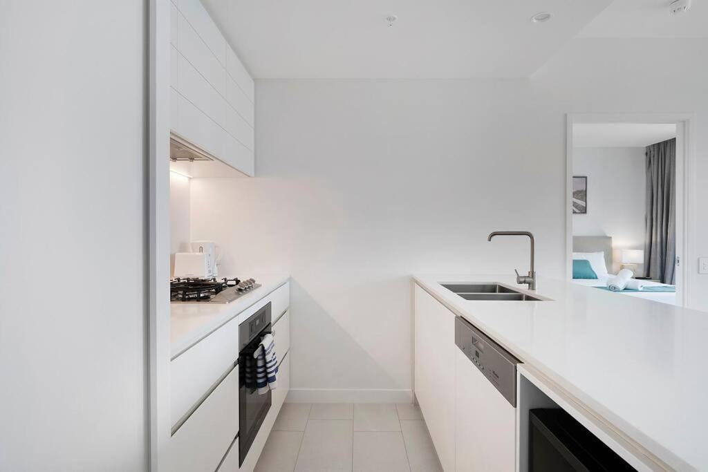 Apartment Broadbeach Luxury Seaview 2br Gold Coast