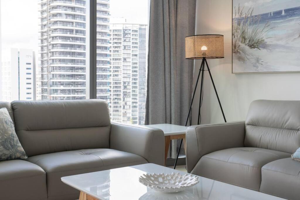 Apartment Broadbeach Luxury Seaview 2br