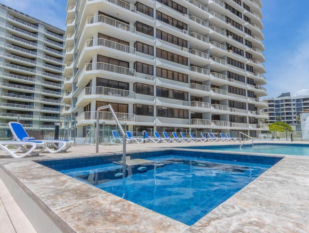 Front Oasis With Private Courtyard Apartment Gold Coast