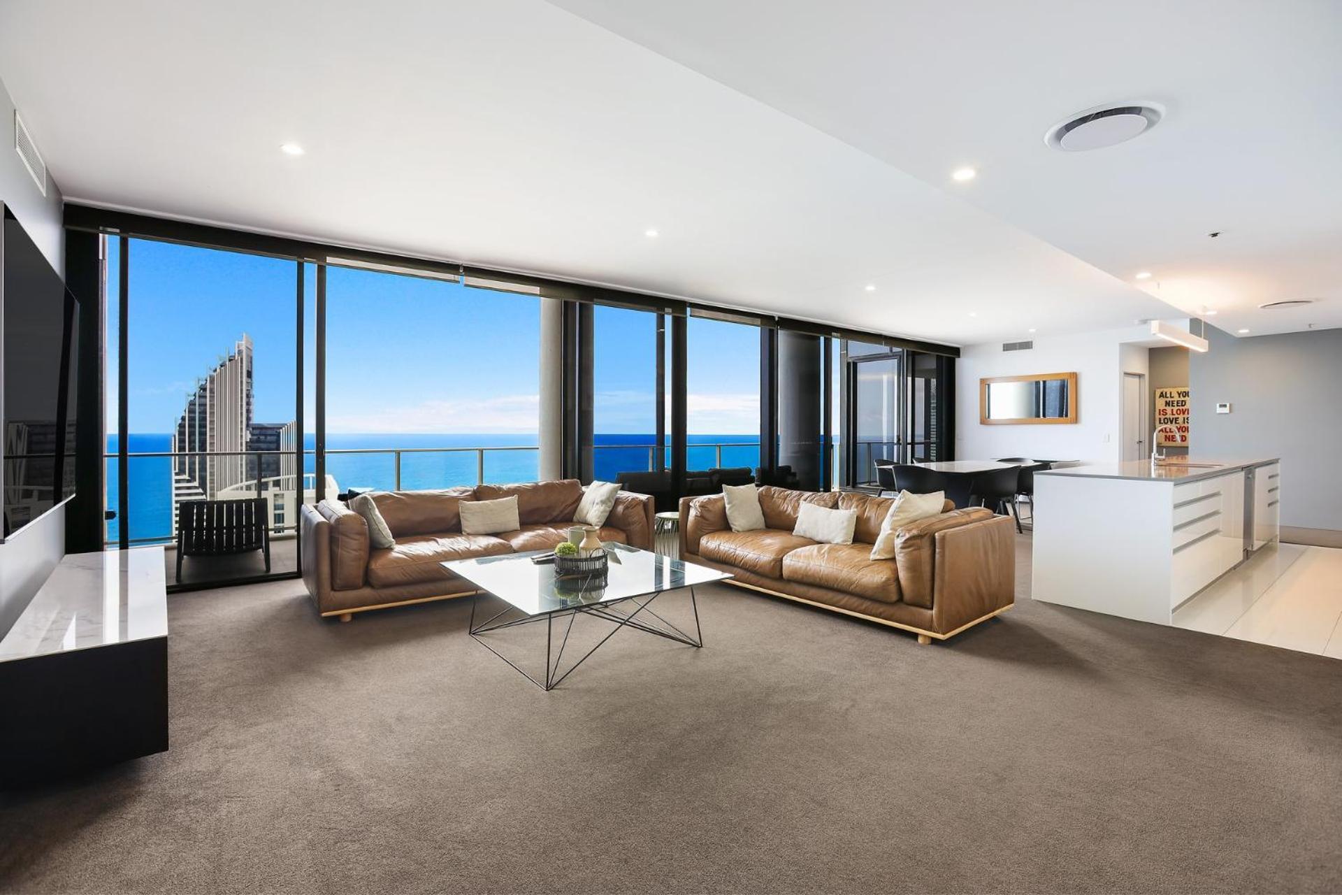 Circle On Cavill 2, 3, 4 & 5 Bedroom Skyhomes & Sub Penthouses By Holidays * Gold Coast