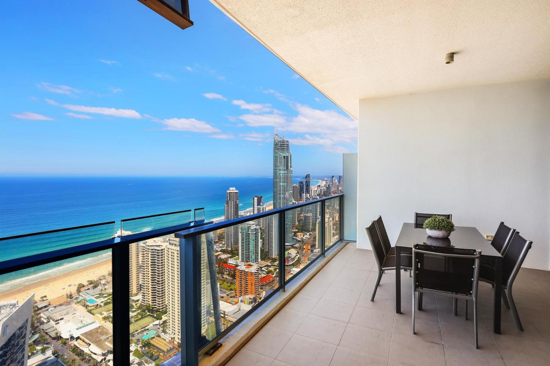 Circle On Cavill 2, 3, 4 & 5 Bedroom Skyhomes & Sub Penthouses By Holidays