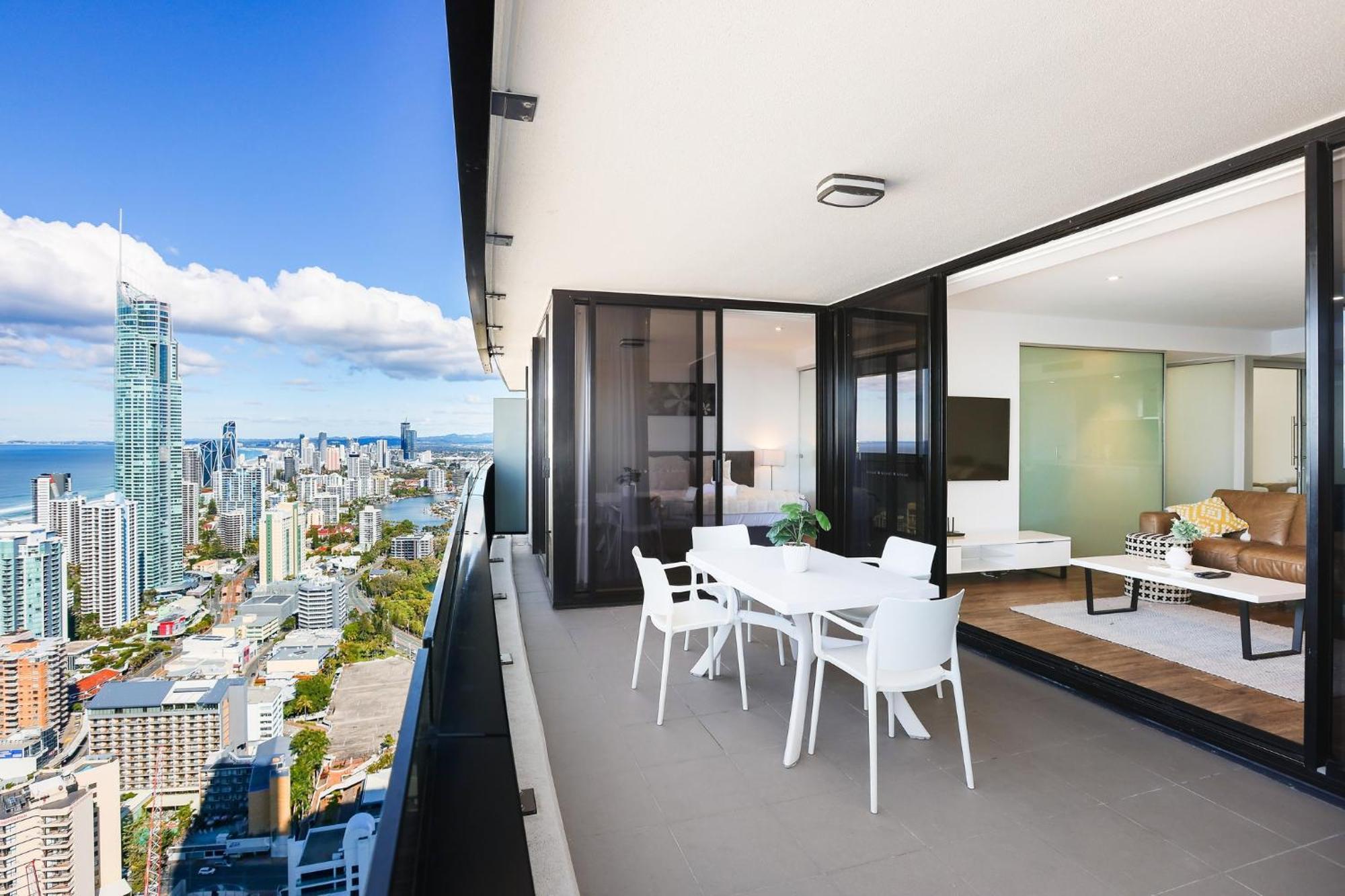 Circle On Cavill 2, 3, 4 & 5 Bedroom Skyhomes & Sub Penthouses By Holidays