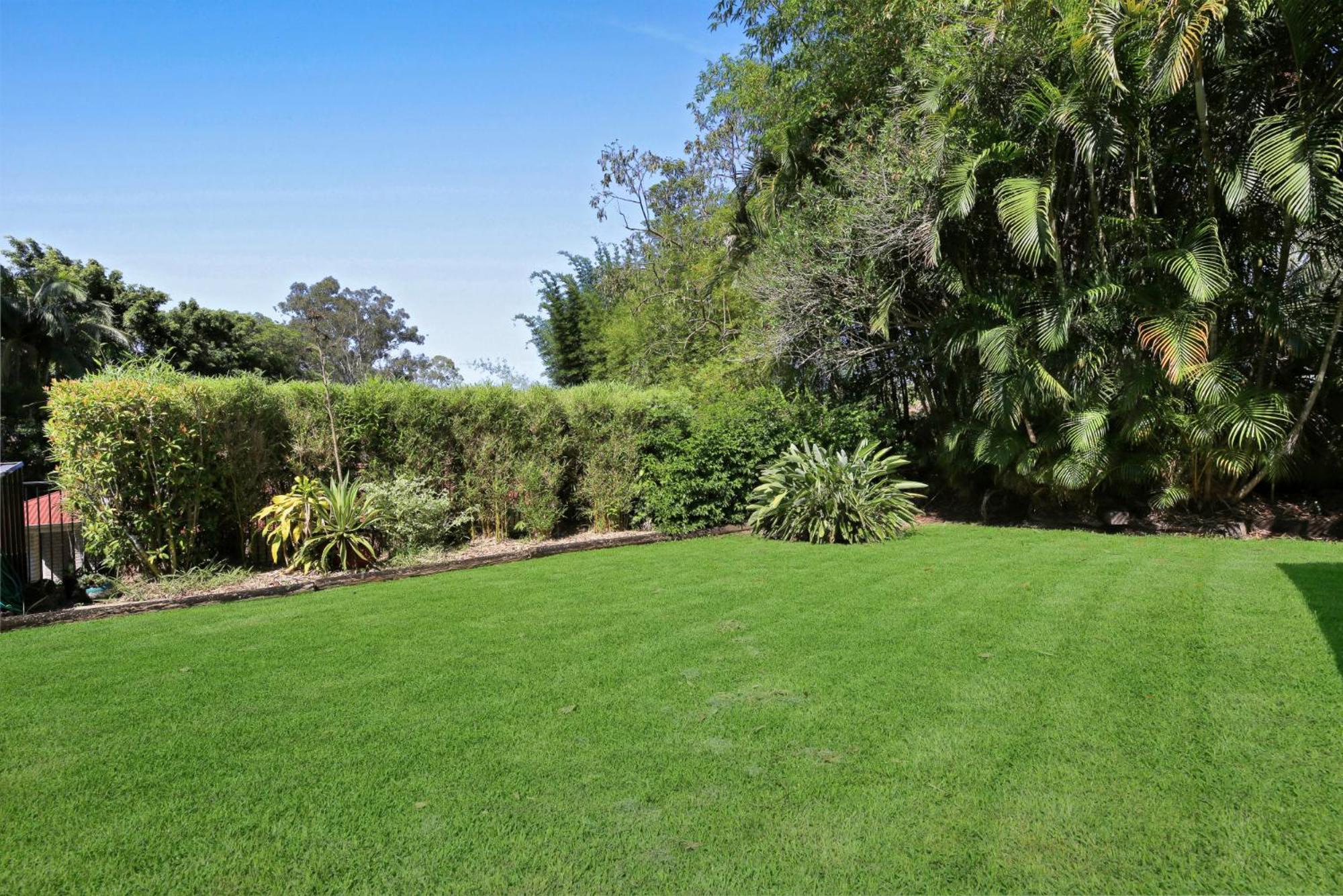 Spacious 4-bed Hinterland Luxury Escape With Pool Holiday home *