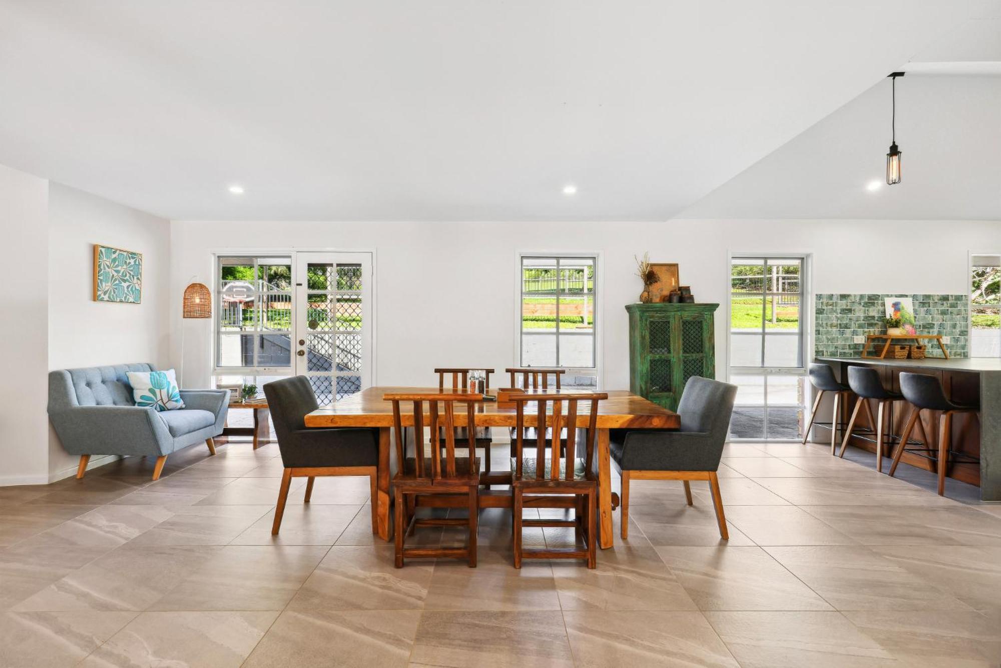 Holiday home Spacious 4-bed Hinterland Luxury Escape With Pool *