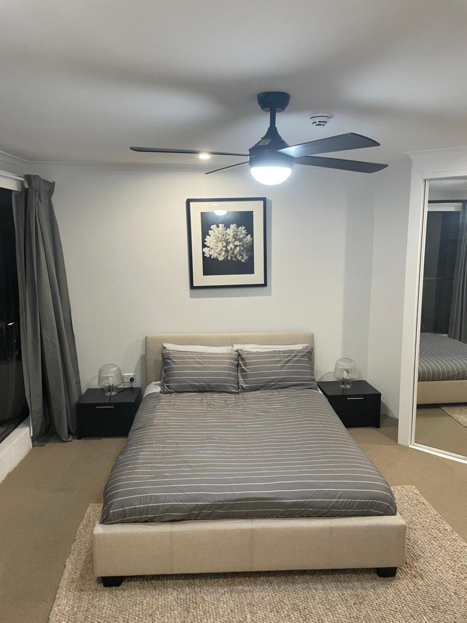 Surfers Paradise Apartment