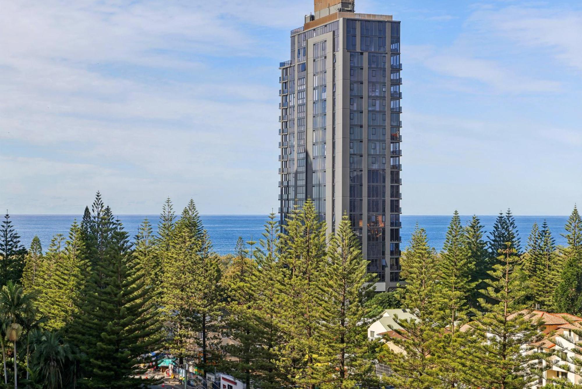 Spacious 1-bed With Pool & Sauna In Broadbeach Gold Coast