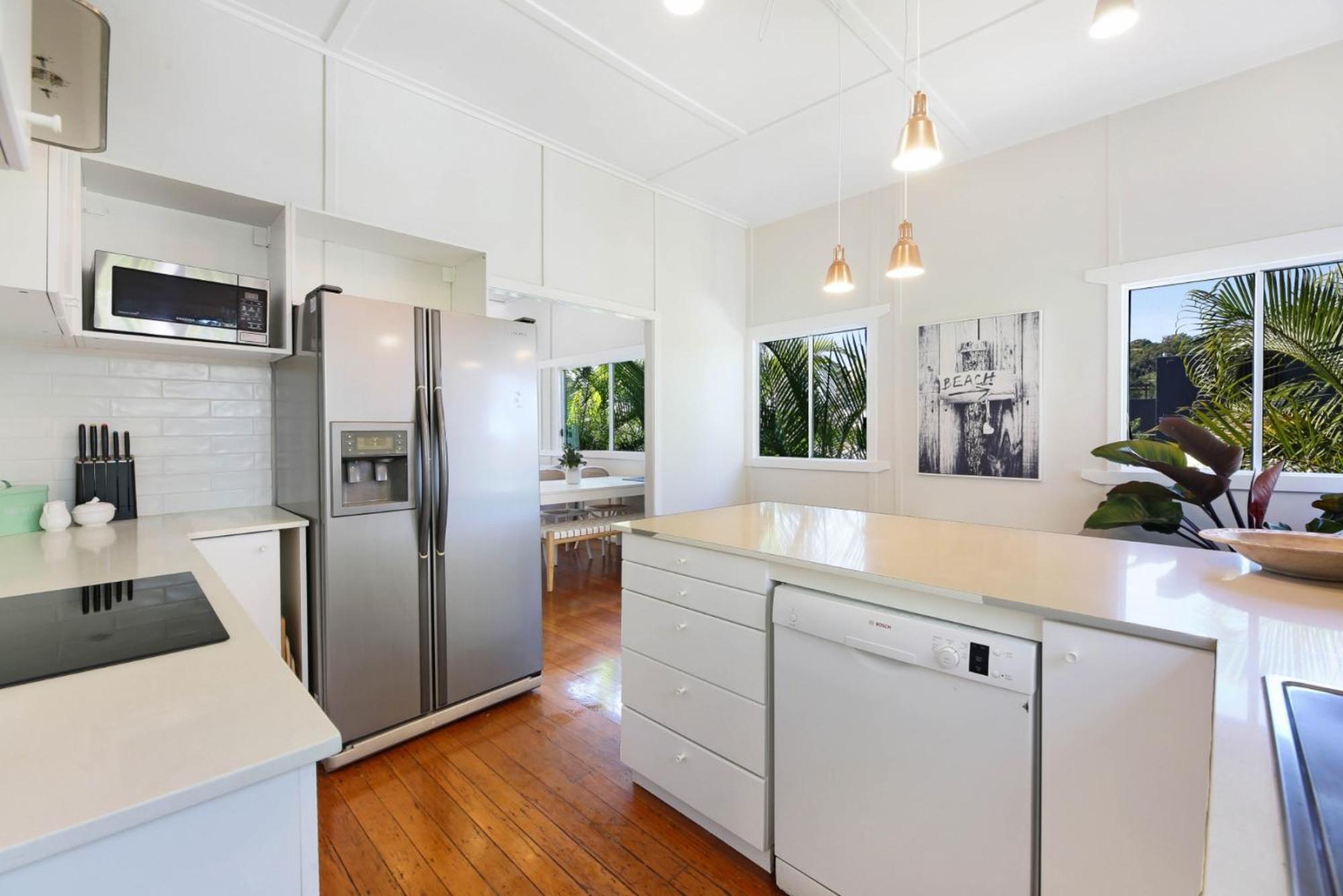 2-bed House In Burleigh Heads Amidst Nature *