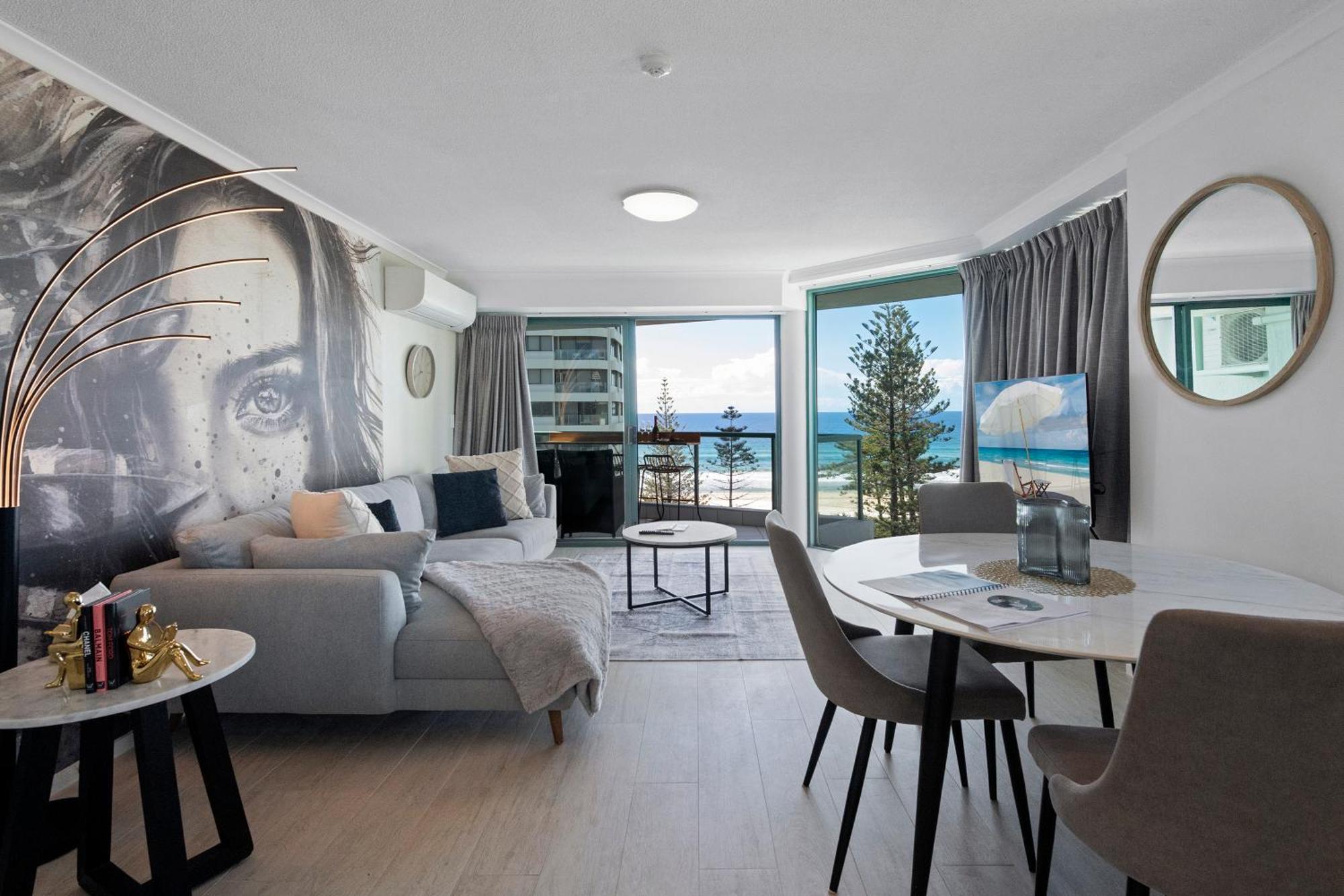 Floor Unit With Access Apartment Gold Coast