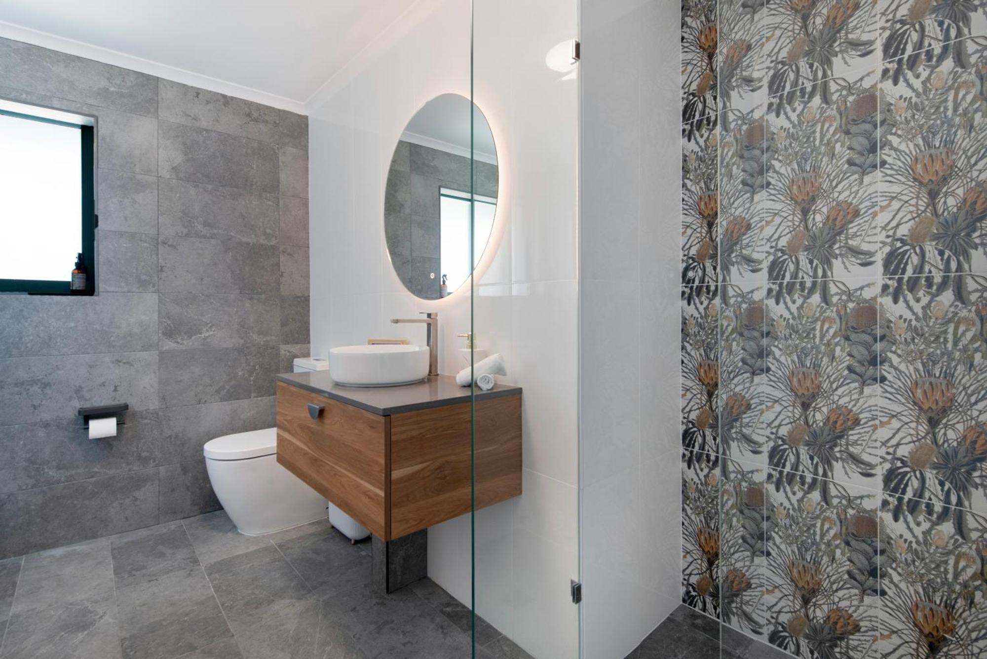 Floor Unit With Access