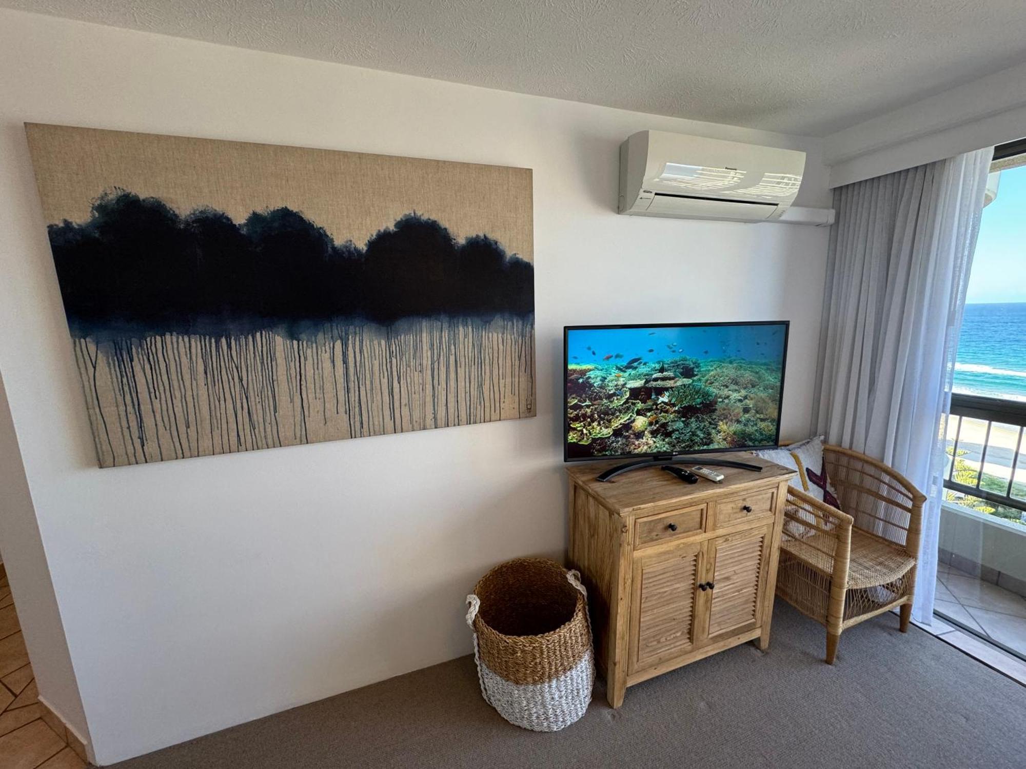 Norfolk Luxury Beachfront Aparthotel 4*