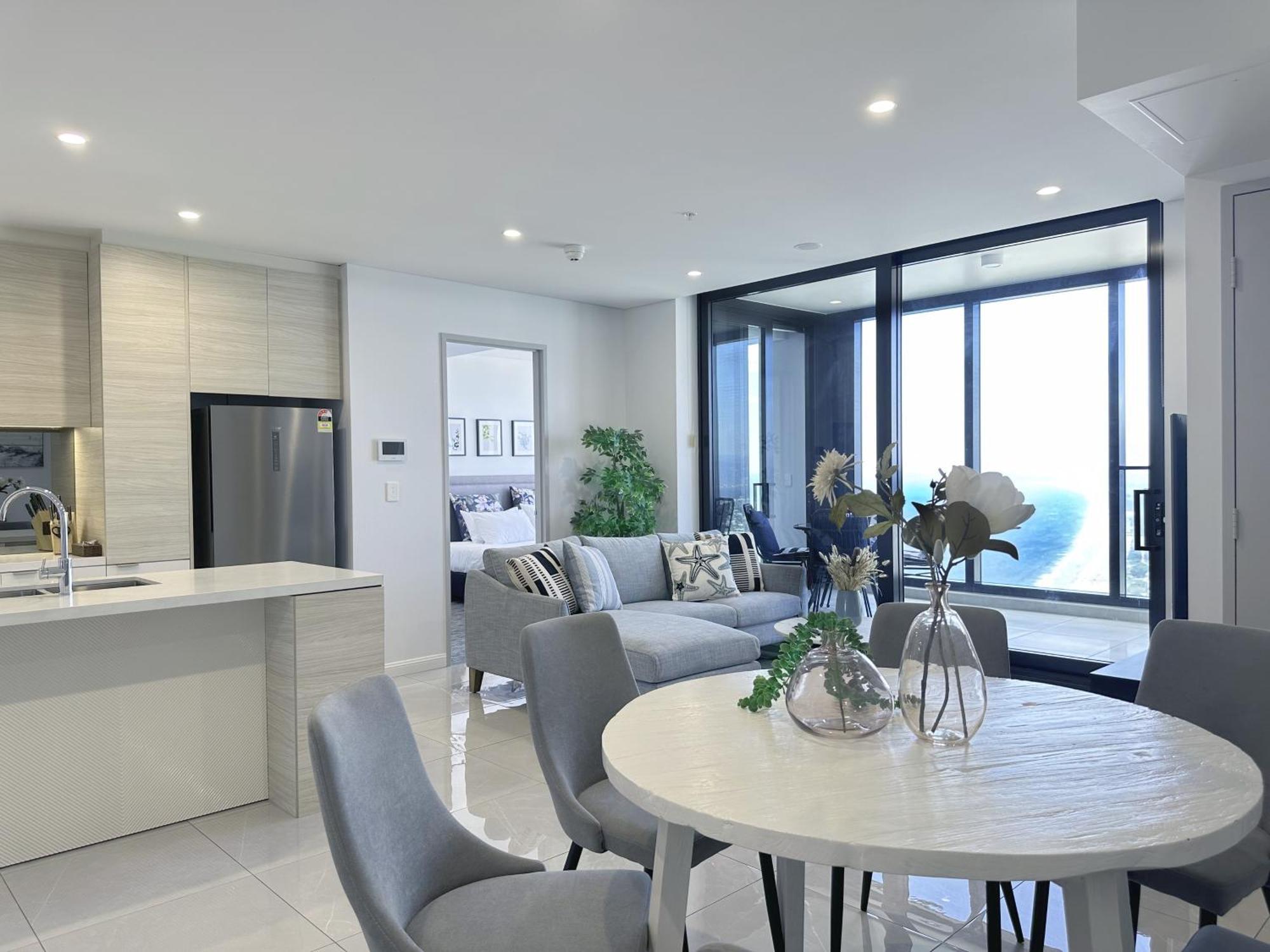 Ocean Surfers Paradise - Gclr *